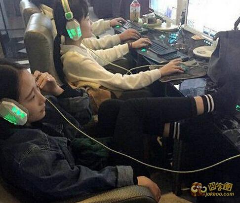 c0270339jw1eorx9w4h7dj20di0bg0uy