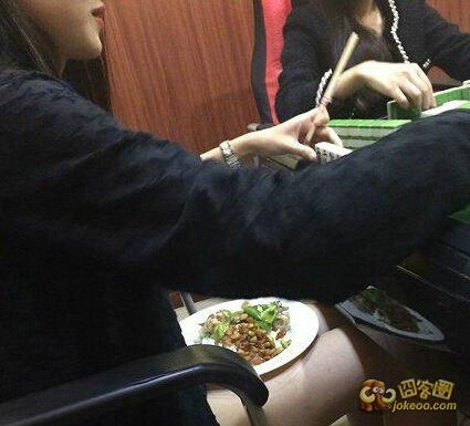 c0270339jw1eorx9wps4kj20bt0ap0tc