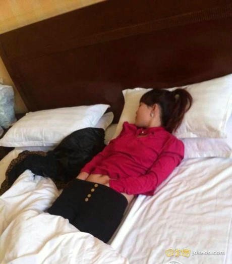 c0270339jw1erdi59moy0j20cs0ej0tf1