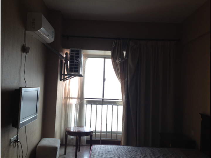 图片[1]-过去安装空调的方式弱爆了！！！！！！！全球最新最潮空调安装法，富二代烧电法！(转)-囧客圈