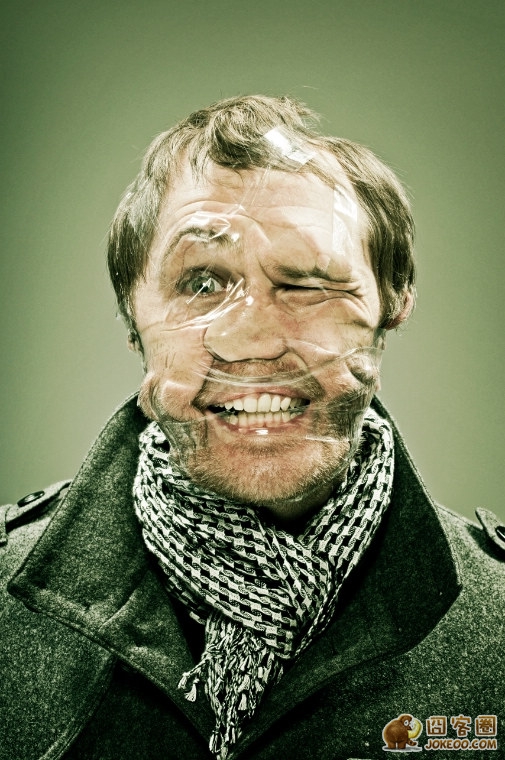 图片[29]-艺术家胶带贴脸颊如僵尸附身一般[34P]-囧客圈