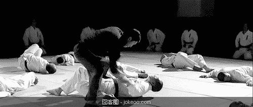 图片[5]-直播买切糕经历：没被打，就是他们追我时，我把脚崴了-囧客圈