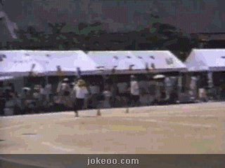 图片[1]-伍迪坚持住~不要脸的小浣熊会去救你的-囧客圈