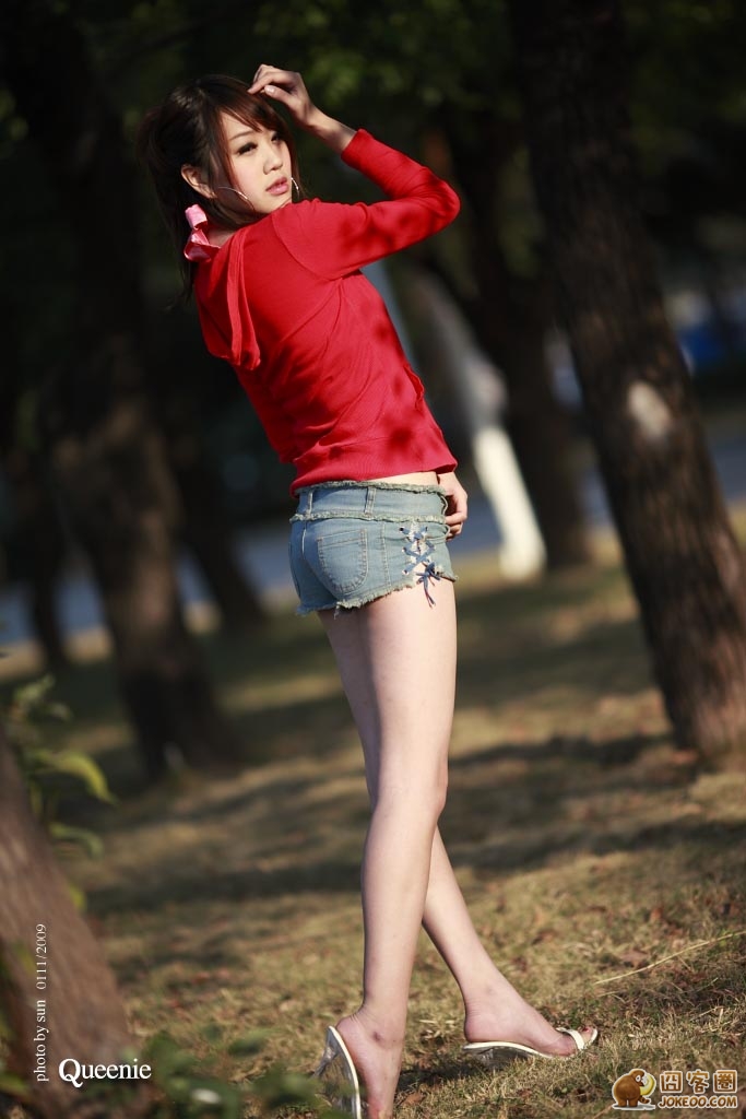 图片[2]-每日福利-长腿美女Queenie修长美腿 2013-01-20-囧客圈