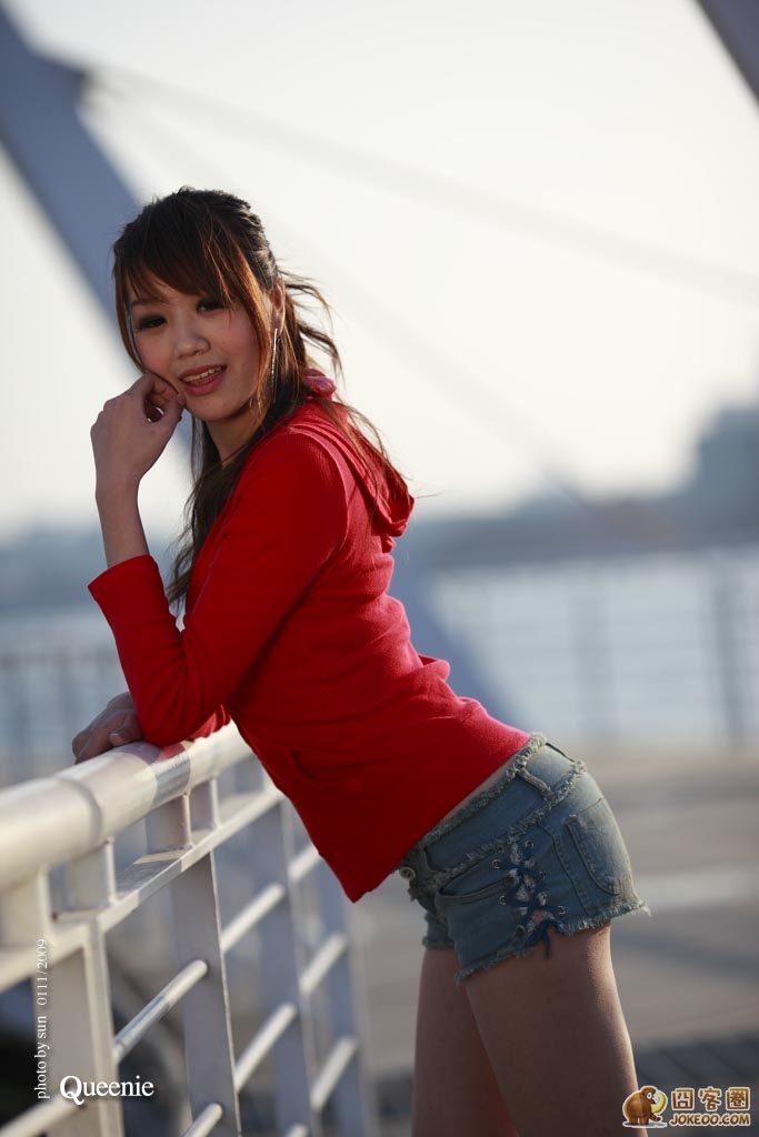 图片[3]-每日福利-长腿美女Queenie修长美腿 2013-01-20-囧客圈