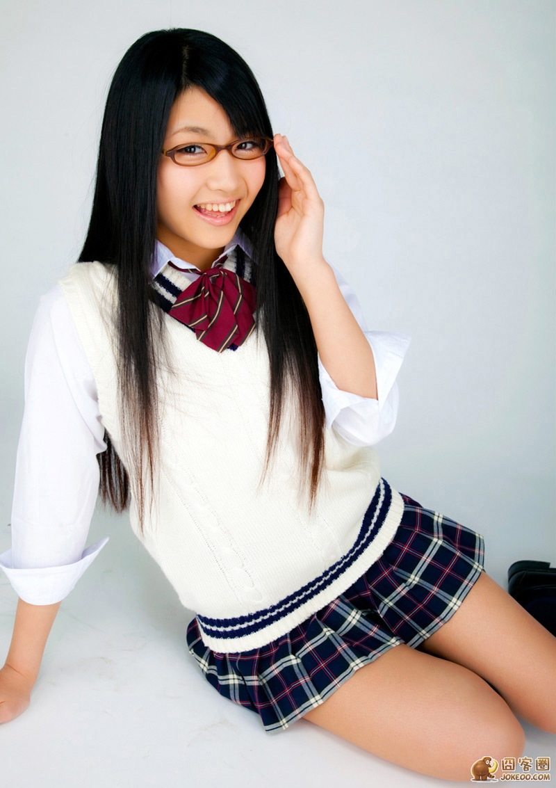 图片[11]-每日福利-清纯学生妹秀制服人体艺术 2013-01-10-囧客圈