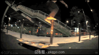 图片[1]-每日一囧 求这部恐怖片的名字! 02-15-囧客圈