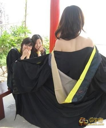 d2041822jw1efst4cnf63j20ab0cit9d