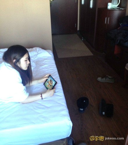 686e28e2jw1er48hpv960j20c80dwgmj