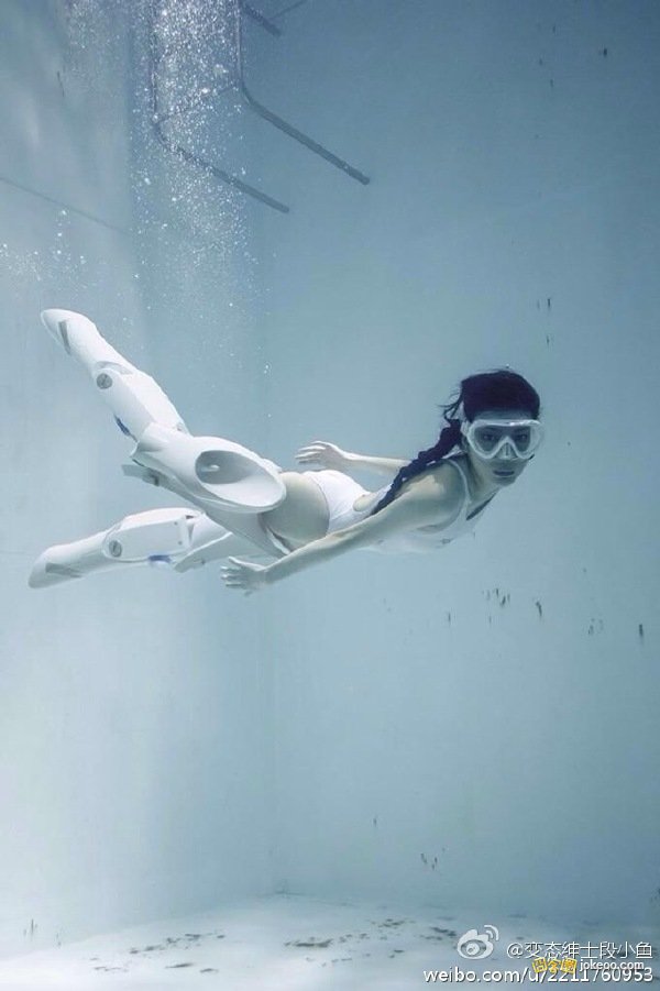 8abf2f72jw1eszef5cczjj20iy0sgq4n