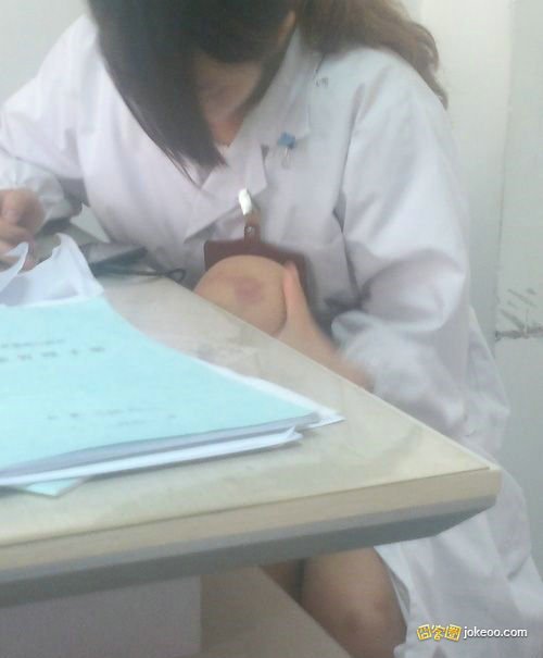 a9c73ce5jw1esr1dio8a2j20dw0gt3z0