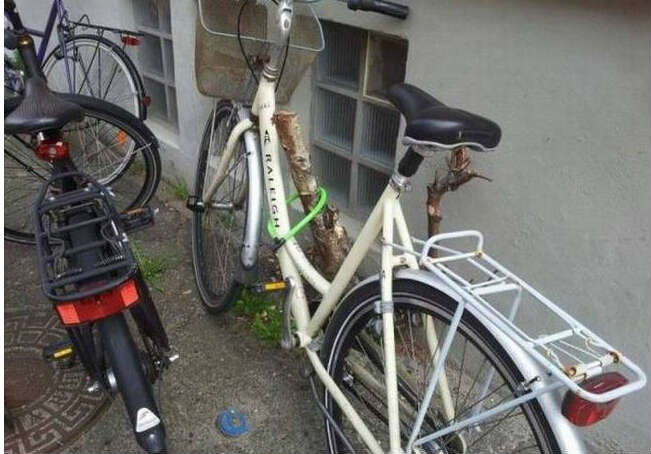 ea1963f0fd8170564df8cace47a95bbd