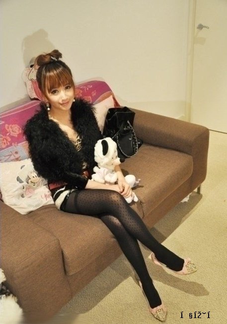 图片[4]-情谊千金,不敌胸前四两 超巨量96张美图!-囧客圈