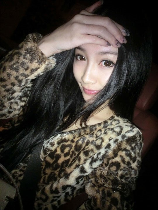 图片[28]-情谊千金,不敌胸前四两 超巨量96张美图!-囧客圈