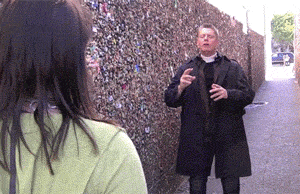 图片[5]-大哥~~你太迅猛了，感应门还没感应你的强大气场。。。急啥？-囧客圈