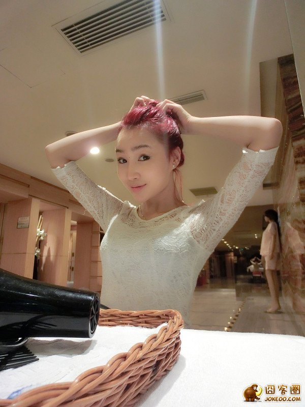 图片[2]-每日福利 跟美女一起泡温泉! 2012-12-08-囧客圈