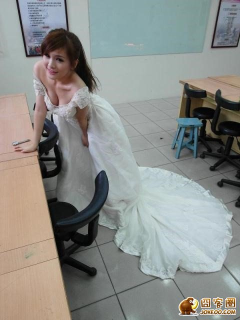 如果喜欢本小站的内容，在小站的顶部，点击右边的“★星星★”推荐我们吧！